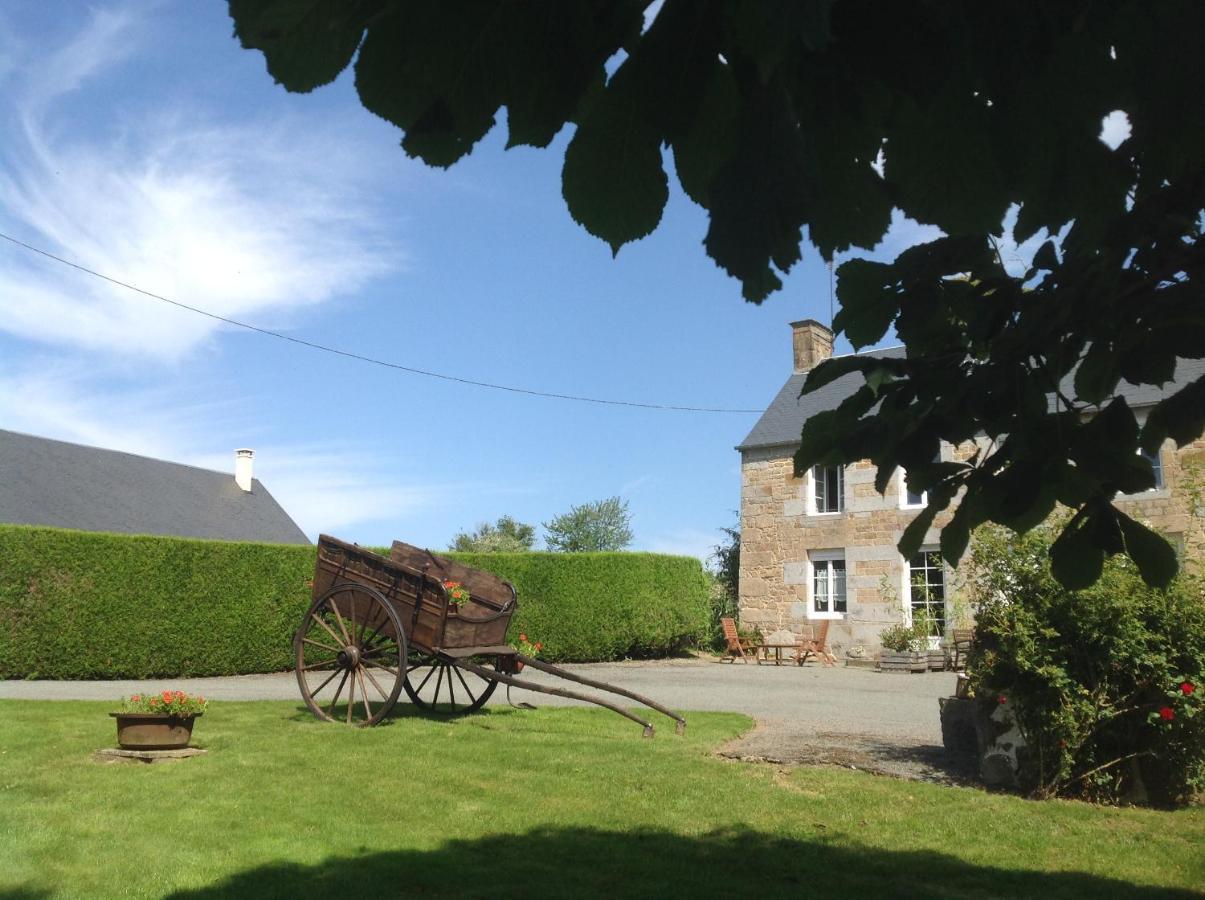 Les Rocailles Hotel La Foret-Auvray Eksteriør billede