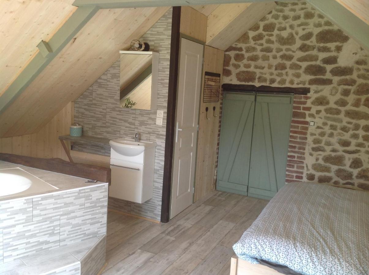Les Rocailles Hotel La Foret-Auvray Eksteriør billede