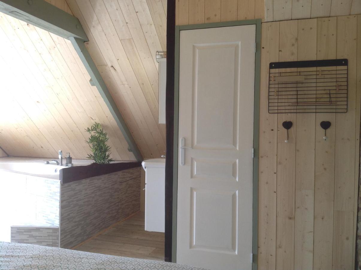 Les Rocailles Hotel La Foret-Auvray Eksteriør billede