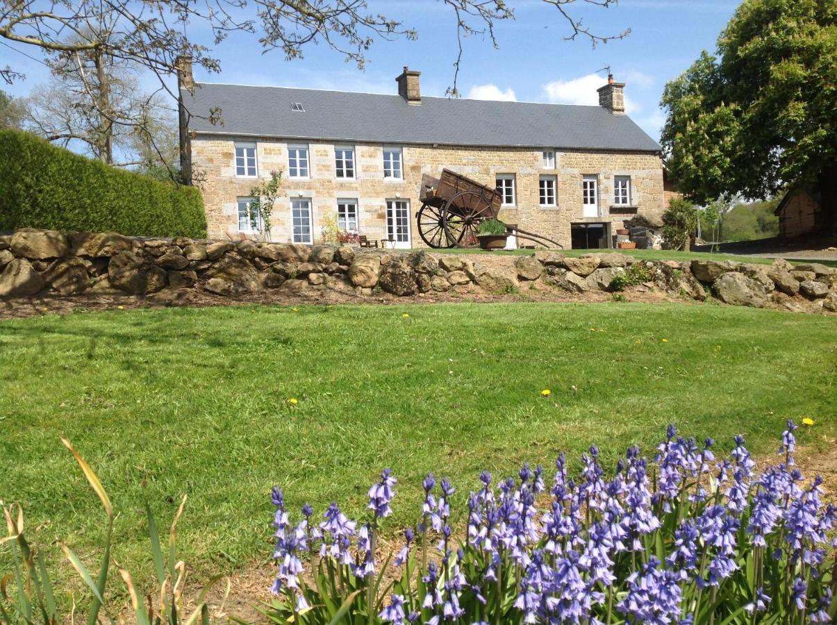 Les Rocailles Hotel La Foret-Auvray Eksteriør billede