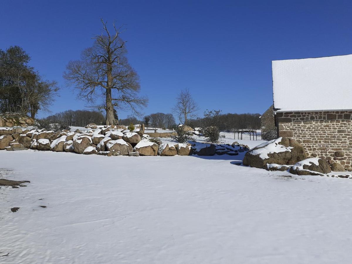 Les Rocailles Hotel La Foret-Auvray Eksteriør billede