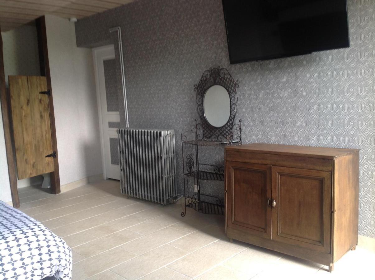 Les Rocailles Hotel La Foret-Auvray Eksteriør billede